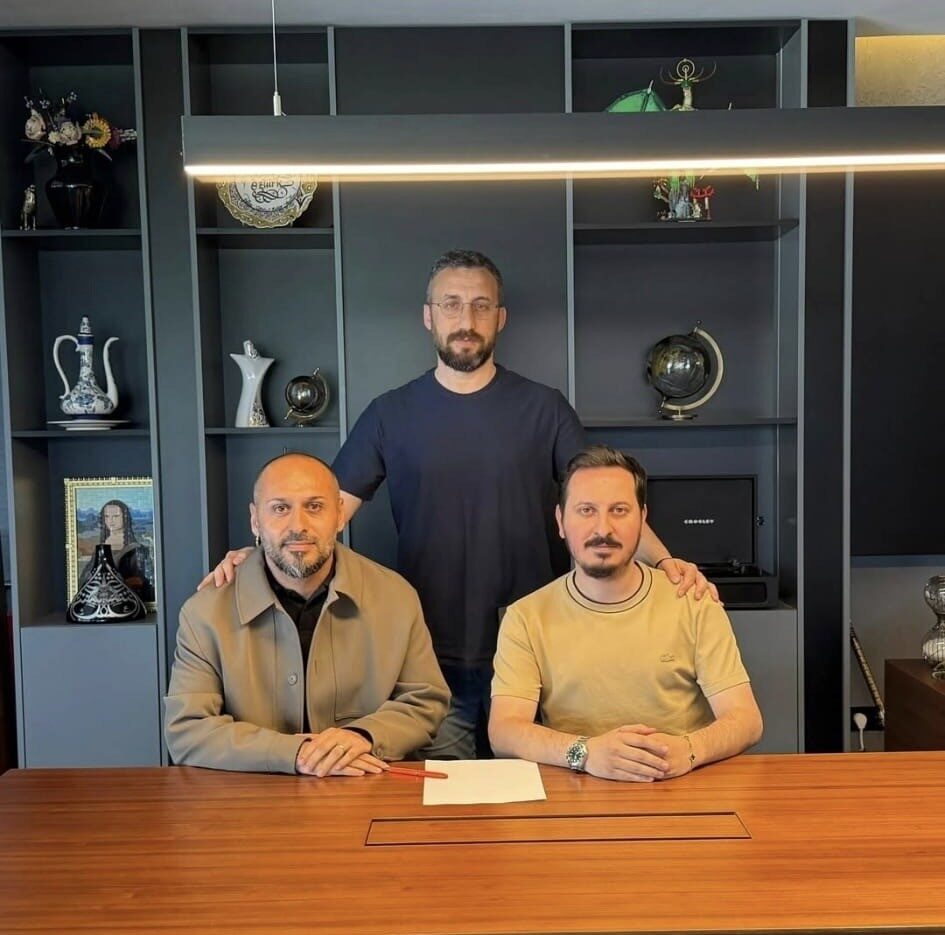 Gebzespor’da sportif direktörlük görevine Emre Doğan getirildi. Mor-beyazlı kulüp, Doğan