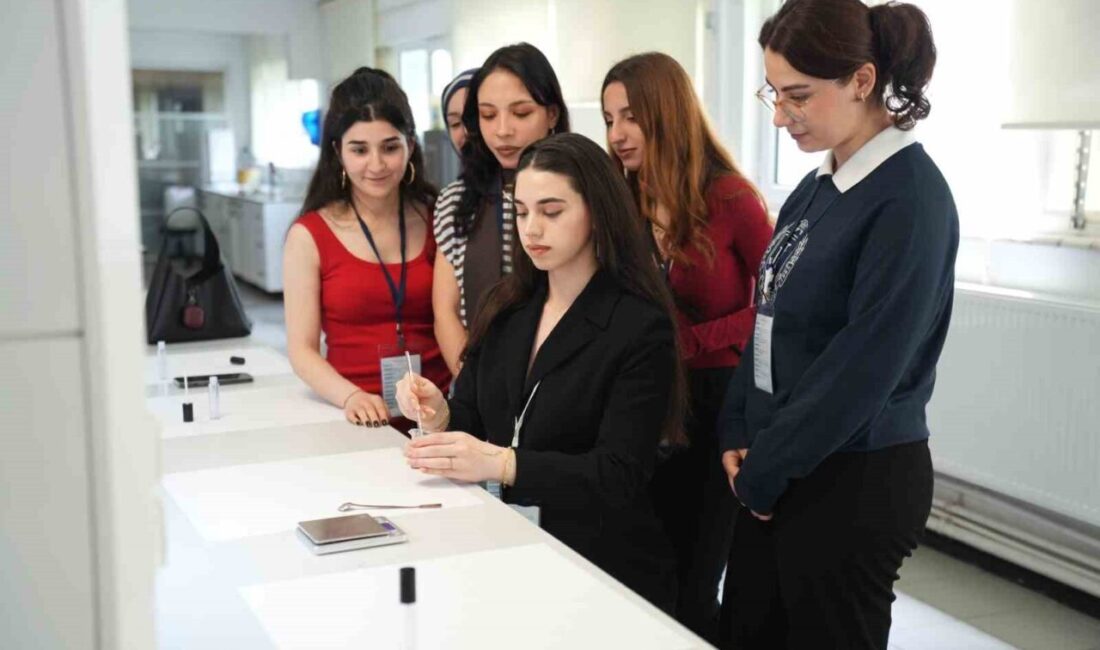 Kocaeli Sağlık ve Teknoloji Üniversitesinde (KOSTÜ), Diş Hekimliği ve Eczacılık