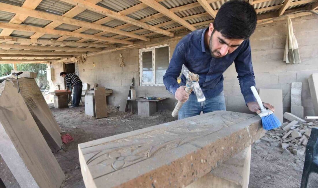 BİTLİS (İHA) – Bitlis’in Ahlat ilçesinde “Ahlat Taş İşçiliği Geleneği”nin