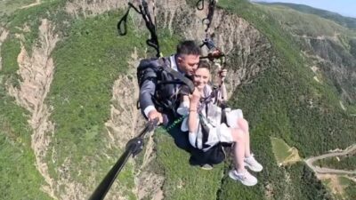Kırklareli’nde dünyaevine giren Tuğba ve Gökhan Baran çifti, nikah sonrası