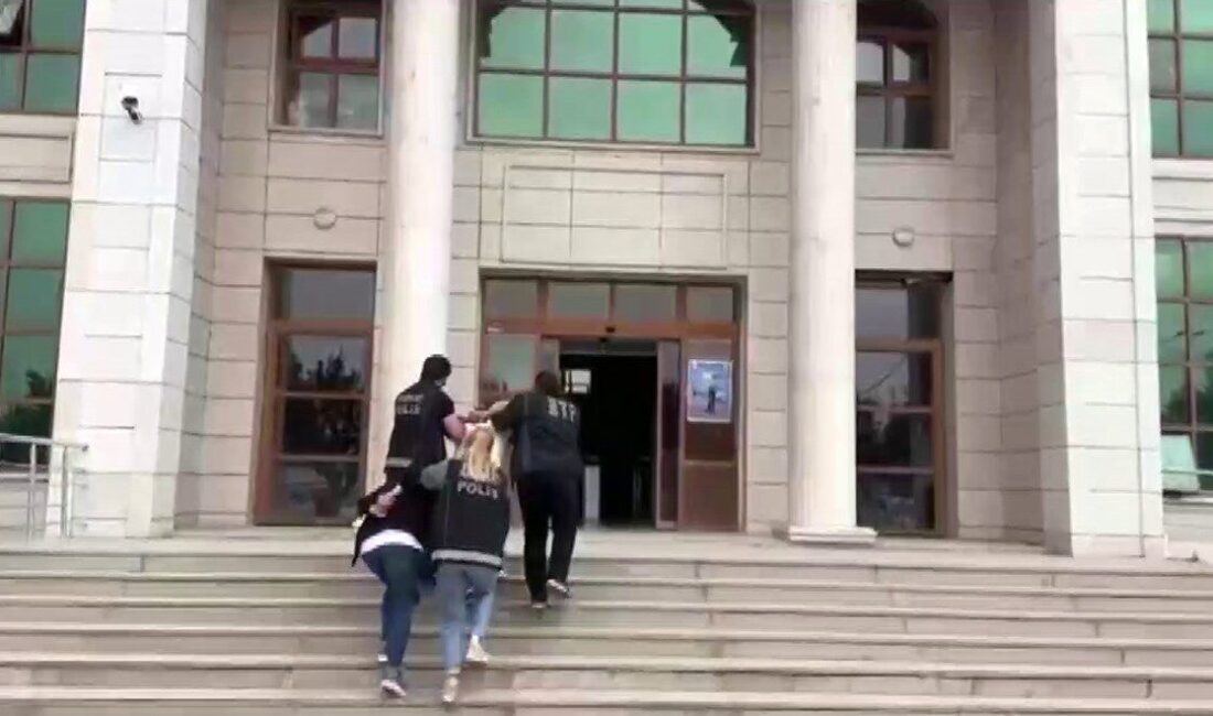 Hatay’da sokak ortasında uyuşturucu kullanarak kendinden geçen ve dona kalan
