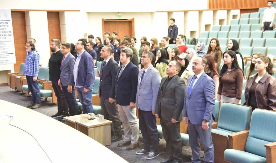 MSKÜ’de “Osmanlı’dan Cumhuriyet’e Darbeler ve Gençlerimizde Demokrasi Bilinci Projesi” başarıyla
