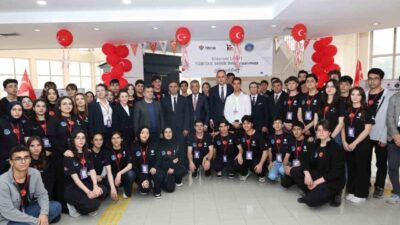 Erzurum’da 19 projenin sergilendiği fuarda, bir çok dalda gençler yeteneklerini