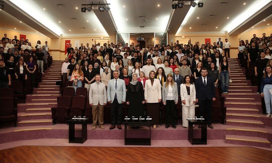 Manisa Celal Bayar Üniversitesi (MCBÜ), Cumhurbaşkanlığı himayelerinde yürütülen “GÜÇ” (Gençliğin