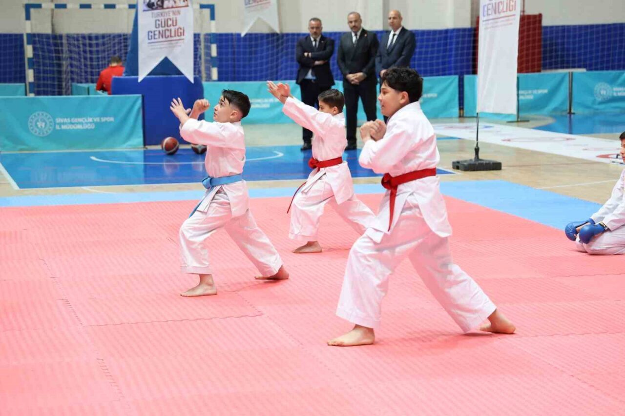 Sivas’ta 19 Mayıs Gençlik ve Spor Bayramı etkinlikleri çerçevesinde Akdeniz