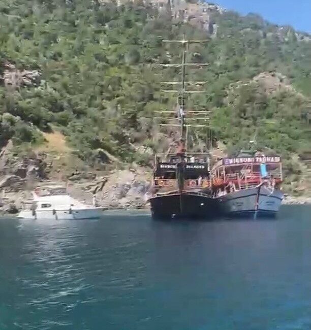 Muğla’nın Marmaris ilçesi açıklarında su alan ve içerisinde 148 kişinin