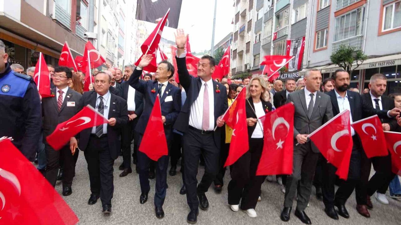 Giresun’da 49’uncusu düzenlenen ” Uluslararası Giresun Aksu Festivali” başladı. 19