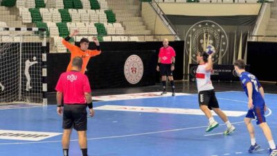 Yeşilay Genç Erkekler Türkiye Hentbol Şampiyonası, Giresun’da oynanan karşılaşmalarla başladı.