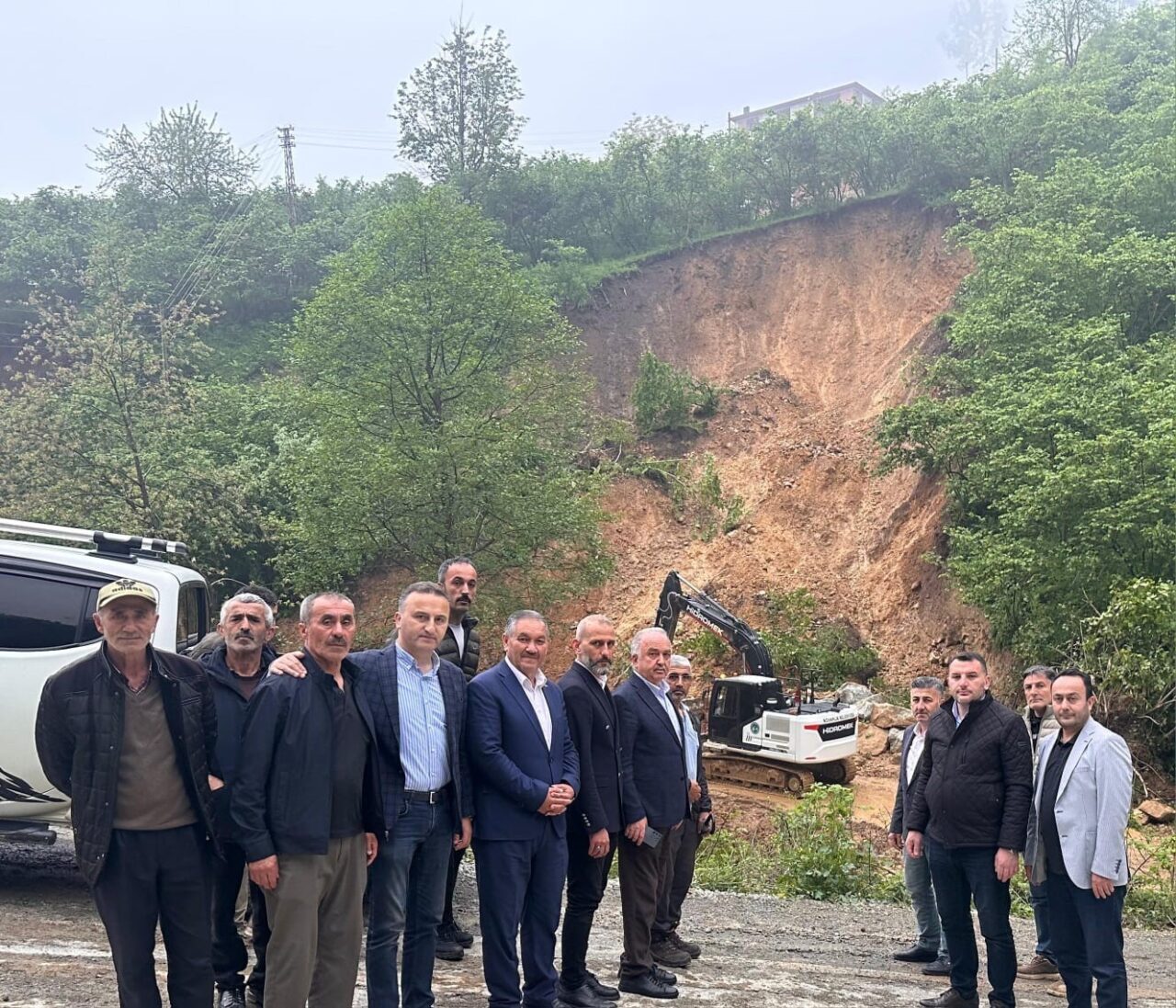 Giresun’un Bulancak ilçesine bağlı Kovanlık beldesinde meydana gelen heyelan sonrası