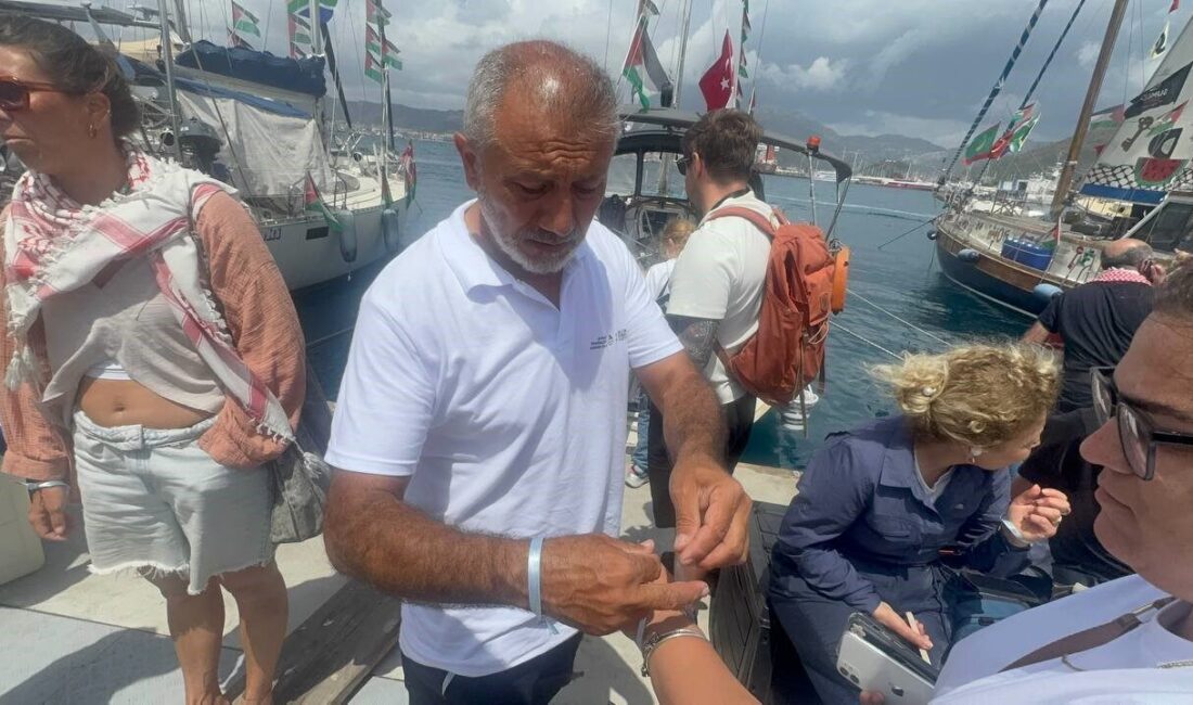 İsrail’in Gazze’ye yönelik ablukasını kırmak amacıyla oluşturulan Global Sumud Filosu,