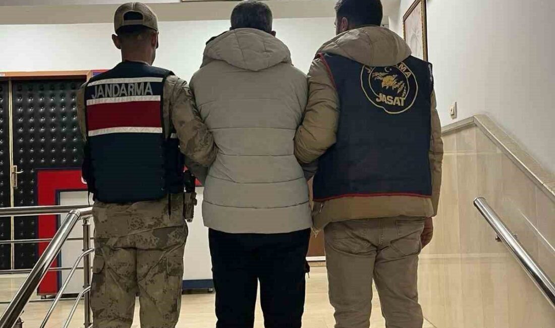 Şanlıurfa’da göçmen kaçakçılığı suçundan 5 yıl hapis cezası bulunan hükümlü,