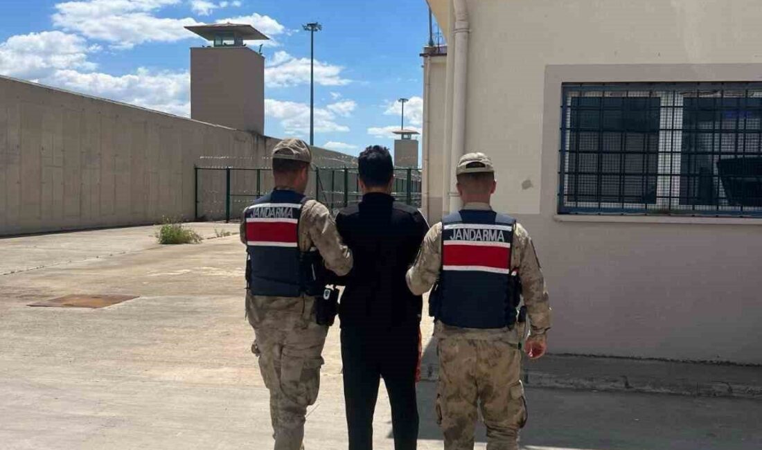 Şanlıurfa’da göçmen kaçakçılığı suçundan kesinleşmiş 4 yıl 2 ay hapis