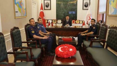 Çanakkale’nin Gökçeada ilçesinde yaklaşan bayram tatili öncesinde adaya gelecek misafirlerin