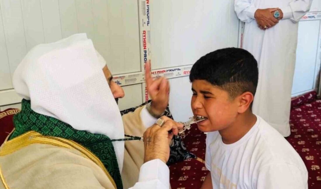 Şanlıurfa’nın Viranşehir ilçesinde konuşamayan insanların ağzına anahtar koyarak tedavi ettiğini