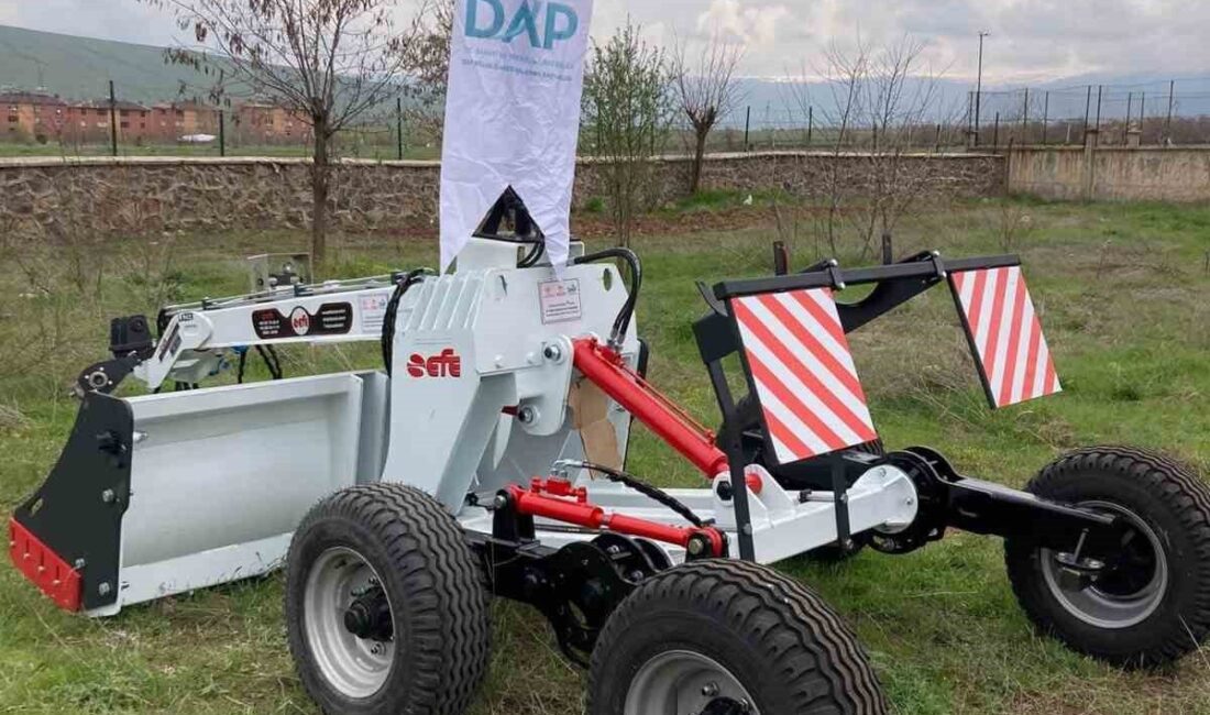 Doğu Anadolu Projesi DAP Bölge İdaresi Başkanlığına sunulan makine ekipman