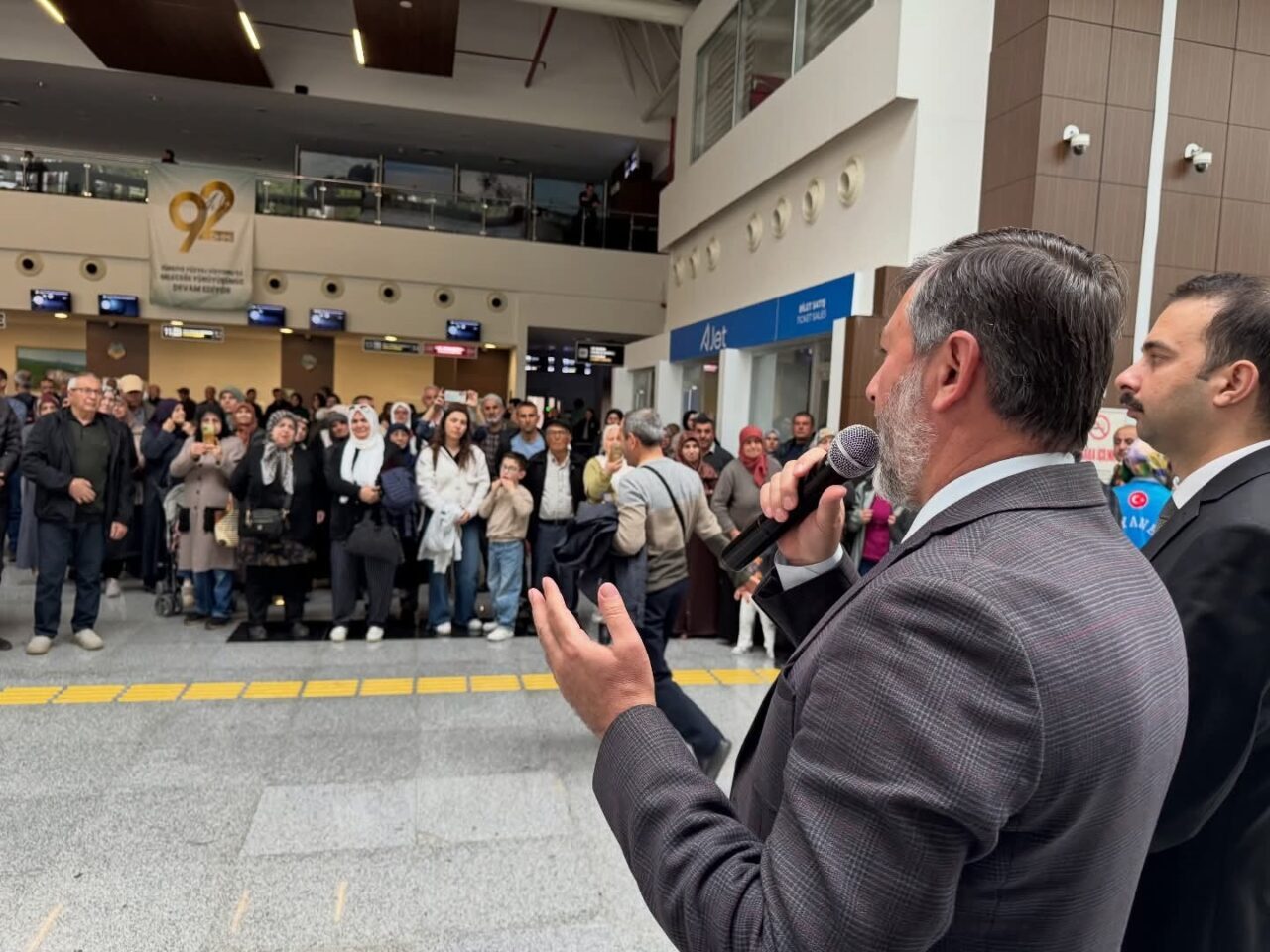 Çanakkale’de hac ibadetini yerine getirmek için yola çıkan hacılar Çanakkale