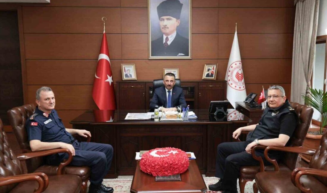 Zonguldak Valisi Osman Hacıbektaşoğlu başkanlığında “Haftalık Asayiş ve Güvenlik Toplantısı”