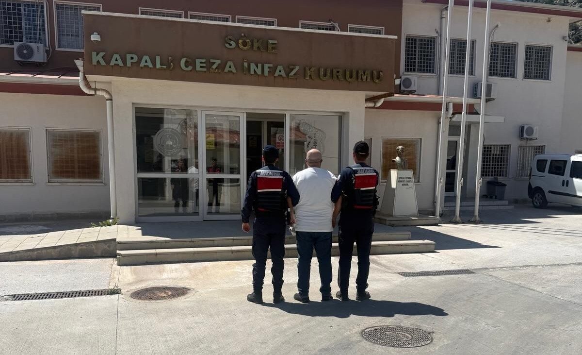 Aydın İl Jandarma Komutanlığı’na bağlı Kuşadası Jandarma Suç Araştırma Timi