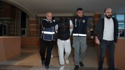 Kastamonu’da 8 aylık hamile eşini öldürdükten sonra, 1 buçuk yaşındaki