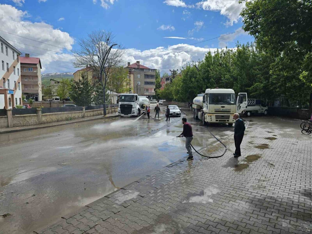 Muş’un Hasköy ilçesinde Kurban Bayramı öncesi belediye ekipleri tarafından kapsamlı