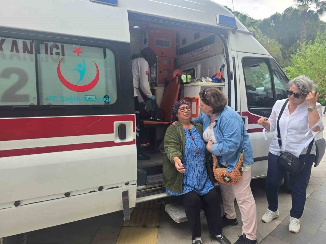 Muğla’nın Köyceğiz ilçesine bağlı Döğüşbelen Mahallesi’nde meydana gelen trafik kazasında,