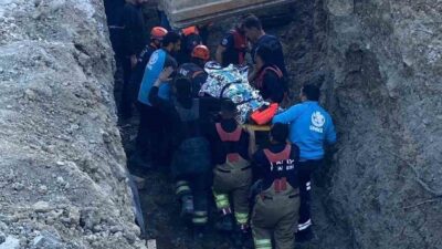 Hatay’ın Defne ilçesinde bulunan şantiye içerisinde sürdürülen kazı çalışması esnasında