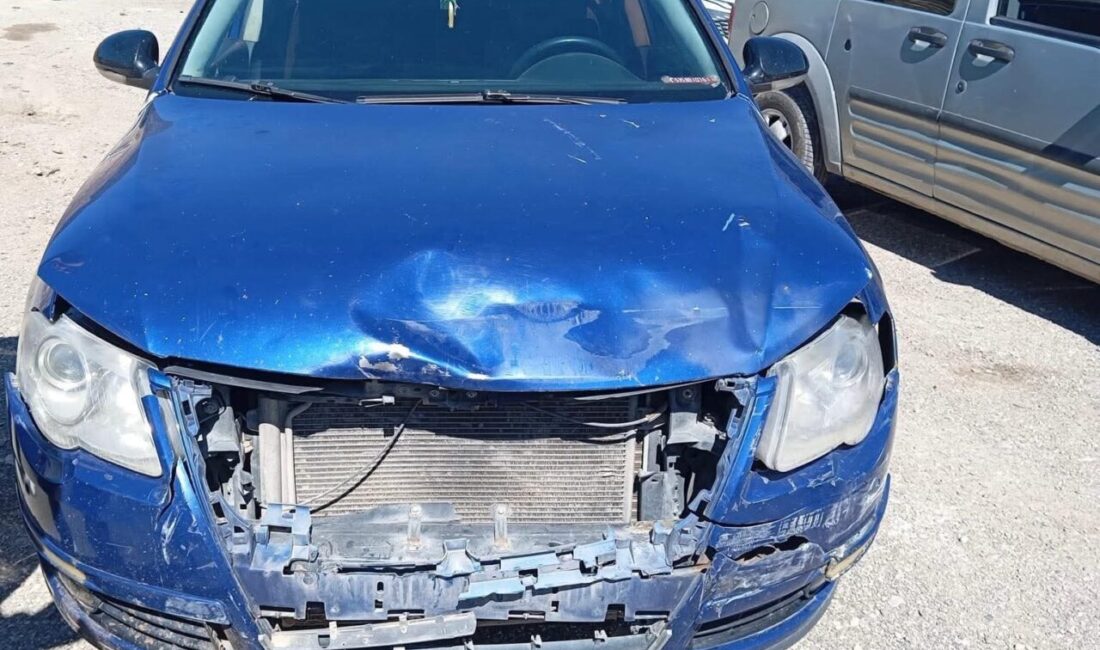 Hatay’ın Belen ilçesinde iki otomobilin karıştığı trafik kazasında 1 kişi