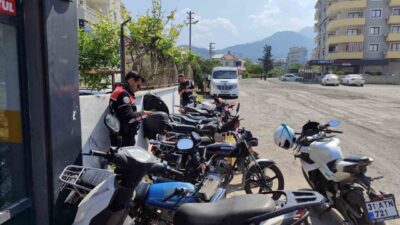 Hatay’da motosiklet tamircileri ile yedek parça satışı yapan iş yerlerine
