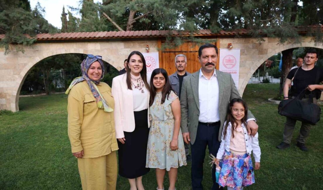Hatay Valisi Mustafa Masatlı ve eşi Esra Masatlı’nın katılımlarıyla, 10
