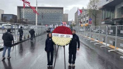 HEP-SEN, 1 Mayıs Emek ve Dayanışma Günü kapsamında Taksim’de bulunan