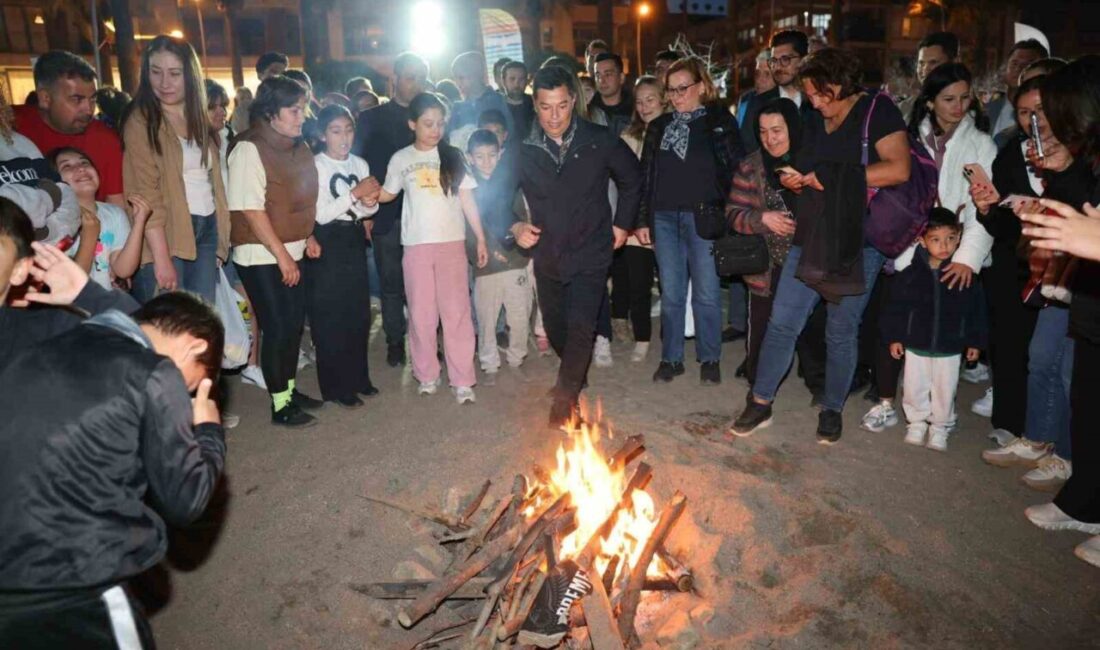 Hıdırellez, Muğla’nın Marmaris ilçesi halk plajında düzenlenen etkinlikle kutlandı. Marmaris