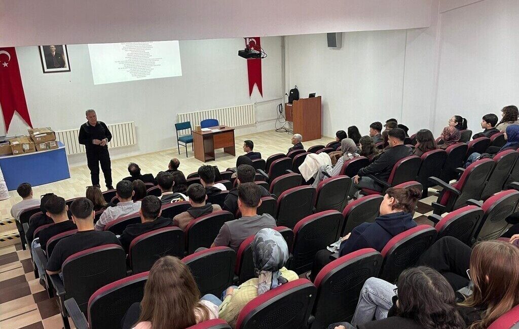 Kütahya Dumlupınar Üniversitesi (DPÜ) Hisarcık Meslek Yüksekokulu’nda (MYO) “İSG Kariyer