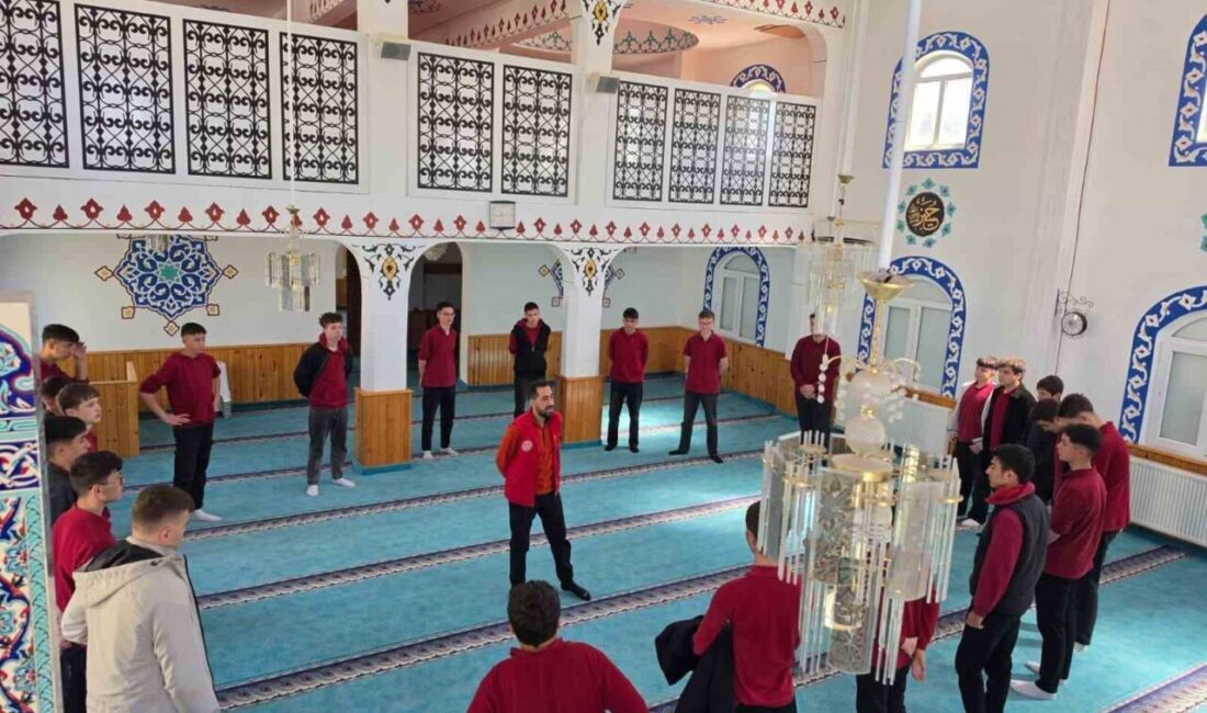 Hisarcık İlçe Müftülüğünce Çevreme Duyarlıyım, Değerlerime Sahip Çıkıyorum (ÇEDES) projesi