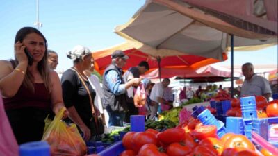 Hizmet üretim endeksi Mart ayında bir önceki yılın aynı ayına