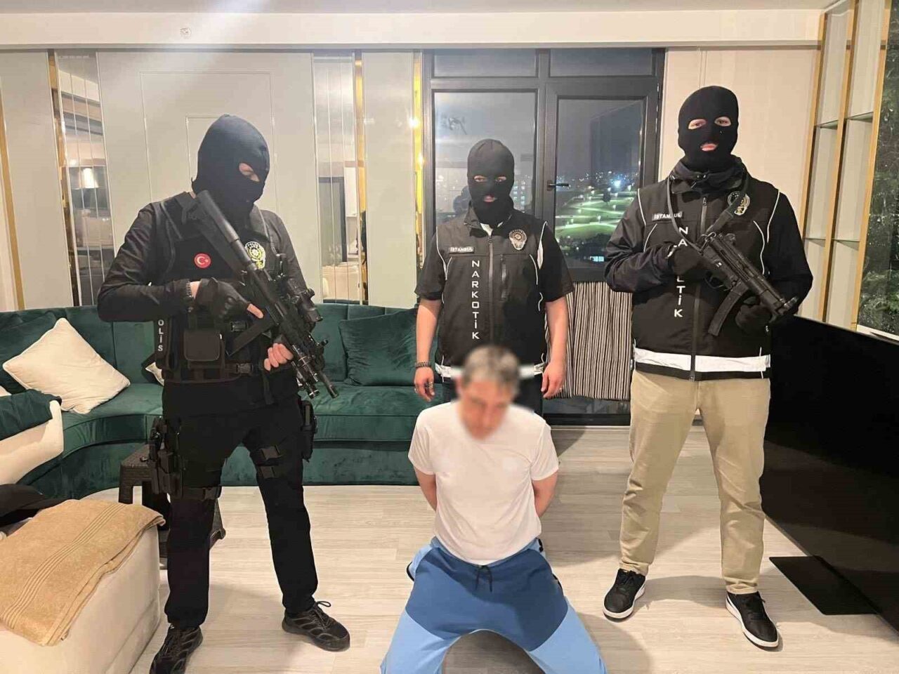Hollanda merkezli uyuşturucu kartelinin kritik isimlerinden kırmızı bültenle aranan Wilhelmus