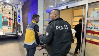 Adıyaman’ın Çelikhan ilçesinde, hastanede bulduğu bardağı kafasında parçalayarak kendine zarar