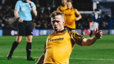 Hull City, Championship yükselme play-off yarı finalinde Millwall’ı 2-0 mağlup