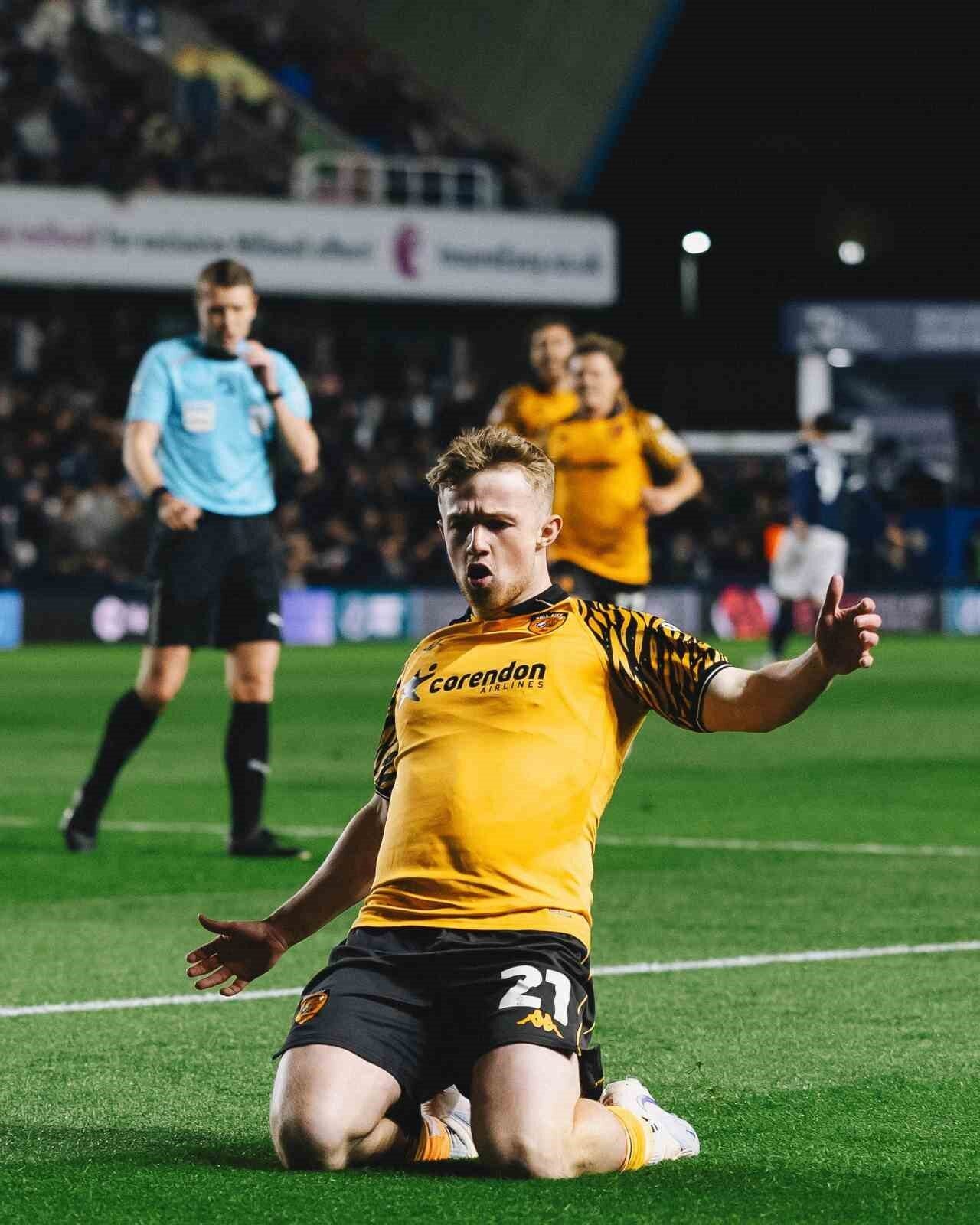 Hull City, Championship yükselme play-off yarı finalinde Millwall’ı 2-0 mağlup