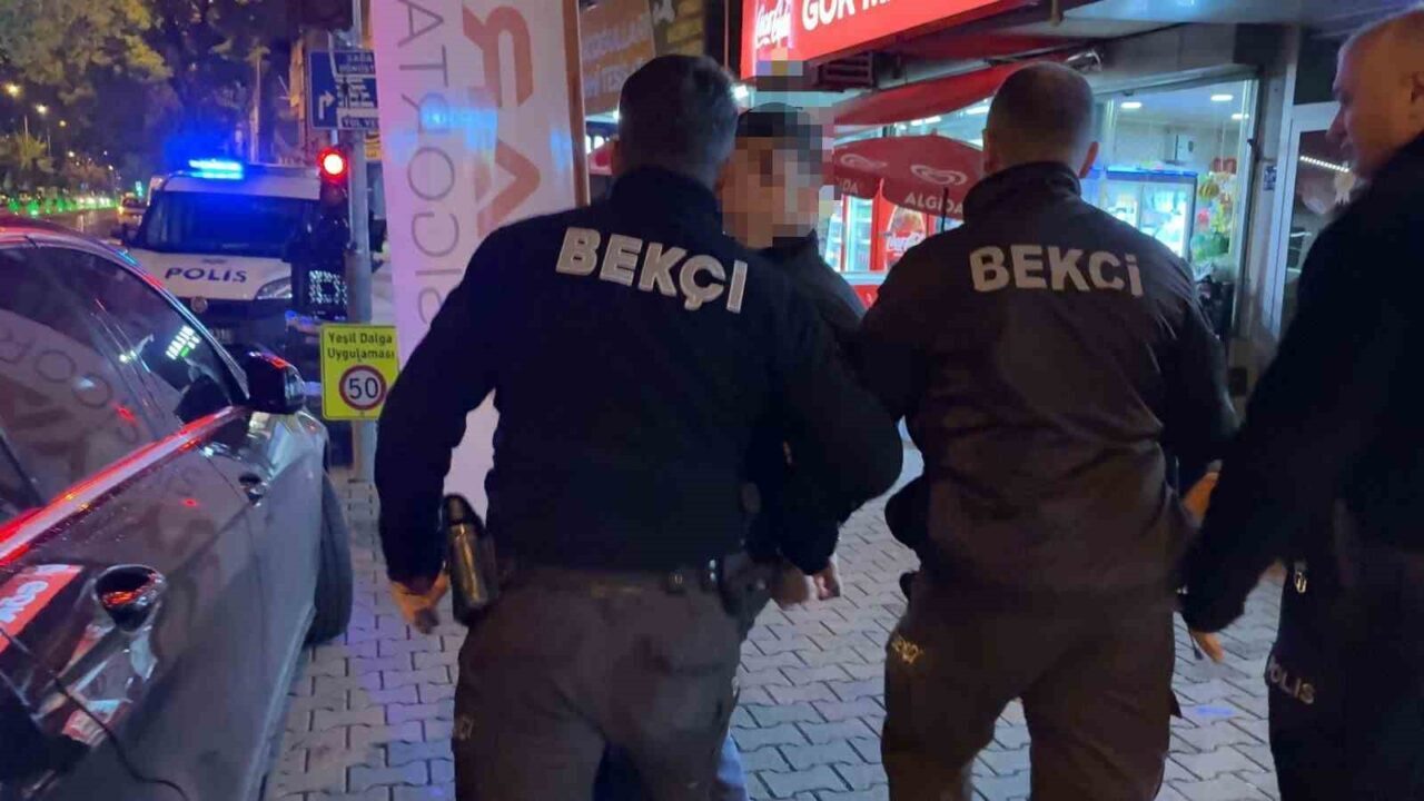 Kayseri’nin Melikgazi ilçesinde aralarında husumet bulunan şahıslar arasında çıkan kavgada