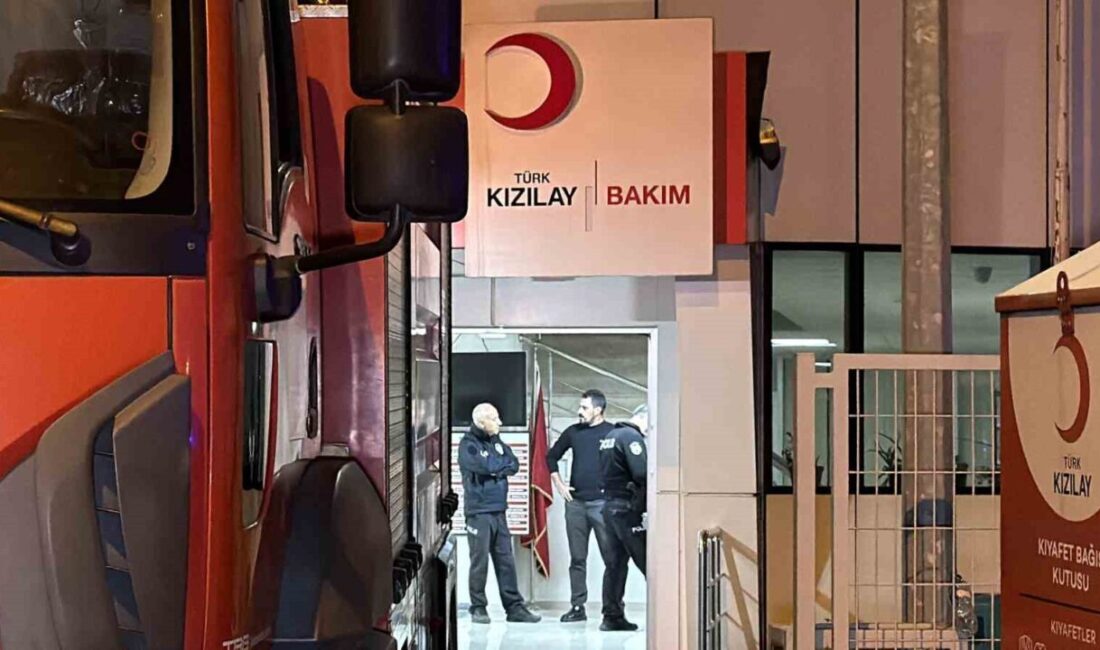 Düzce’de Kızılay Huzurevinde asansörden kaynaklı çıkan yangın kontrol altına alındı.