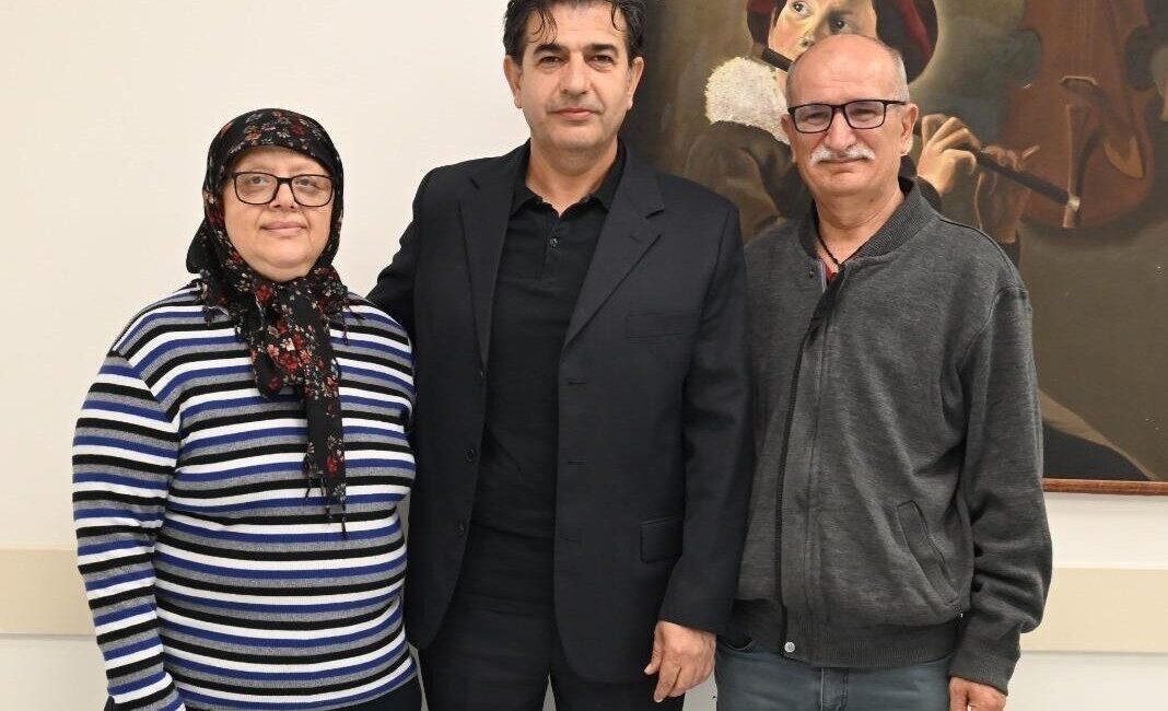 DENİZLİ (İHA) – Denizli’de iç organları ters yerleşimli olan yaşlı