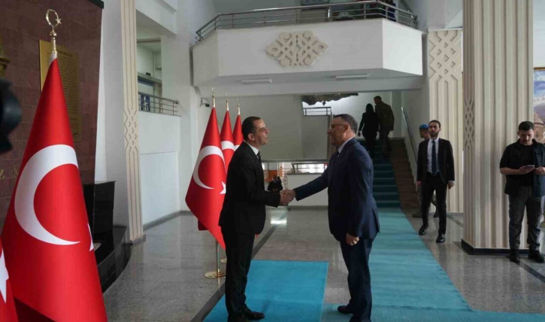 Iğdır Valisi M. Fırat Taşolar’ın ev sahipliğinde Valilik binasında Kurban