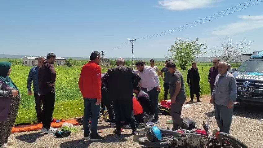 Adıyaman’da iki motosikletin çarpışması sonucu meydana gelen kazada 2 kişi