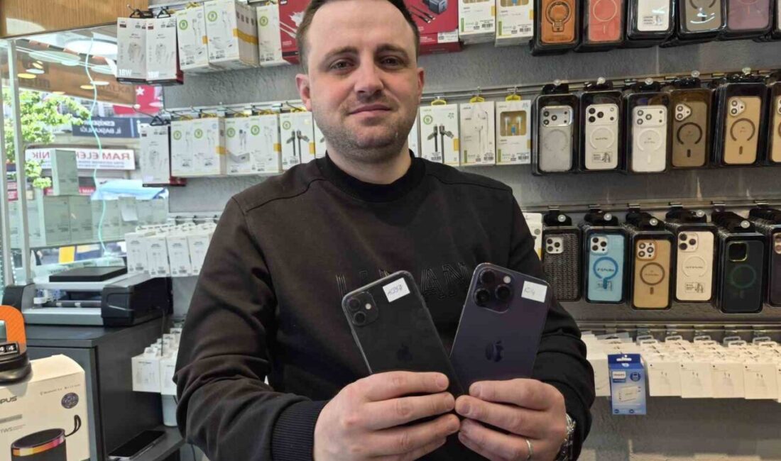 Eskişehir’de ikinci el telefon satışı ve tamiri yapan telefoncu, yenilenmiş
