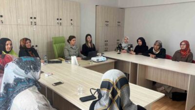 Hitit Üniversitesi’nin “Bilim Kafe” etkinliğinde kadınlara iklim değişikliğine karşı bireysel