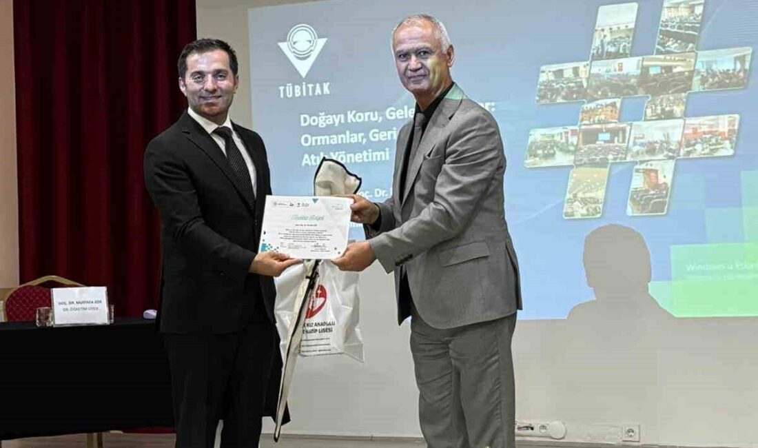 Devrek Kız Anadolu İmam Hatip Lisesinde öğrencilere yönelik söyleşi gerçekleştirildi