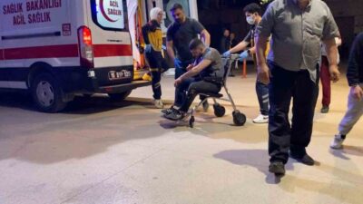Bursa’nın İnegöl ilçesinde, seyir halindeyken fenalaşan sürücünün kontrolünden çıkan otomobil;