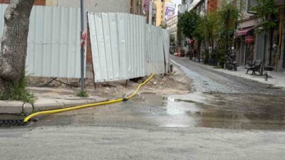 Eskişehir’de bir inşaat sahasında kullanılan su tahliye hortumunun patlaması sonucu