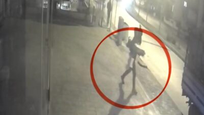 Samsun’da dükkanındaki çeşitli malzemeleri çalınan iş yeri sahibinin eşyaları getirmesi