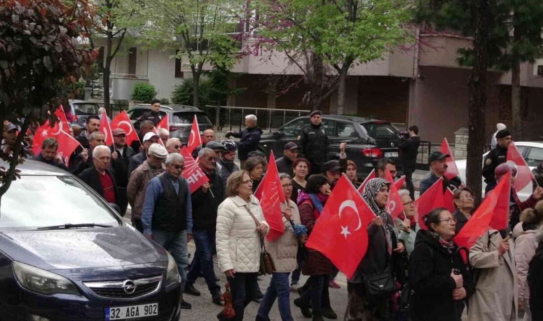 Isparta’da 1 Mayıs Emek ve Dayanışma Günü kapsamında düzenlenen etkinliklerde